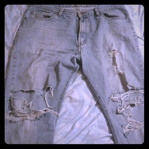 Ripped Rugged Jeans.